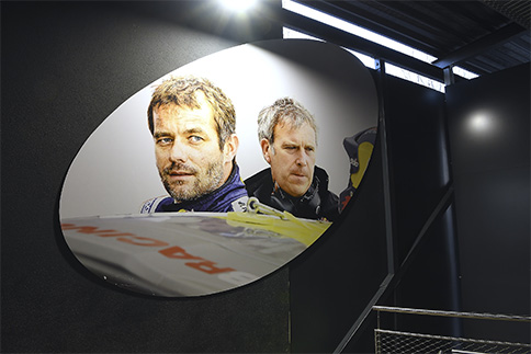 Signalétique imprimée avec une photo de Loeb