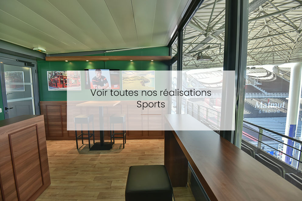 Agencement d'une loge VIP - espace de réception sportif