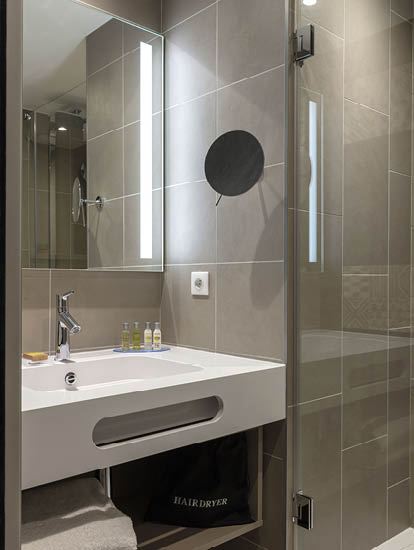 AGENCEMENT HOTEL DE LUXE