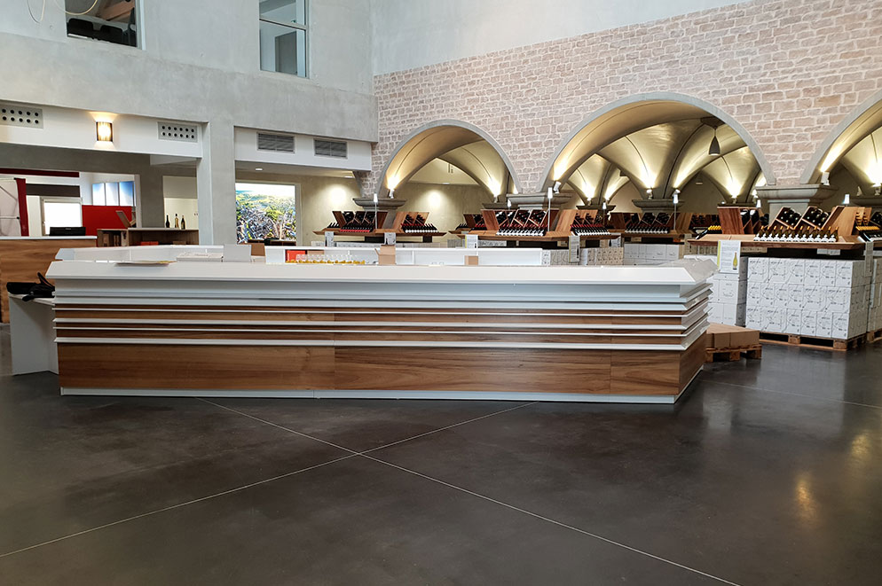 agencement espace intérieur - caveau des vignerons de Buxy