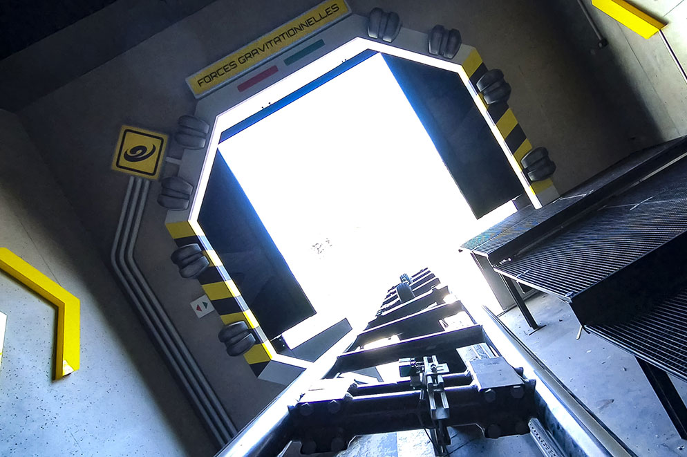 agencement objectif mars salle d'embarquement  