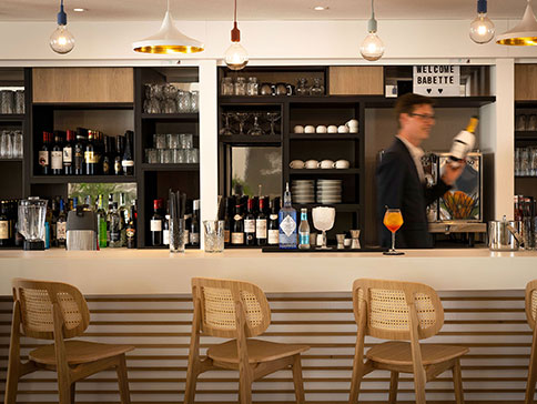 Agencement bar Hôtel Hilton Garden Inn Tours Centre