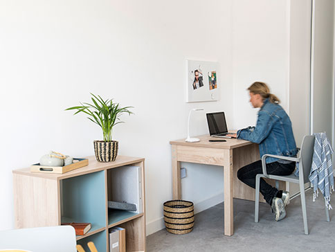 agencement espace bureau studio étudiant campus Martelet - Limas  