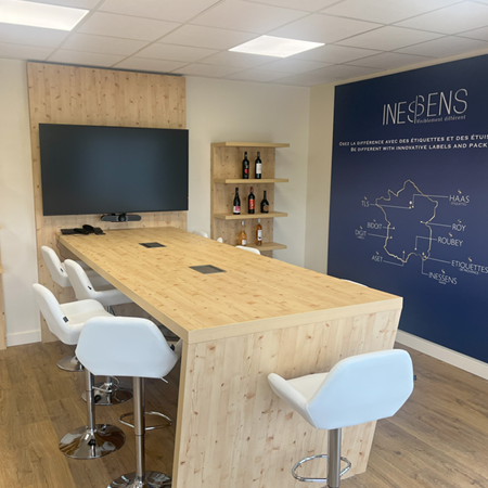 Agencement Showroom Inessens