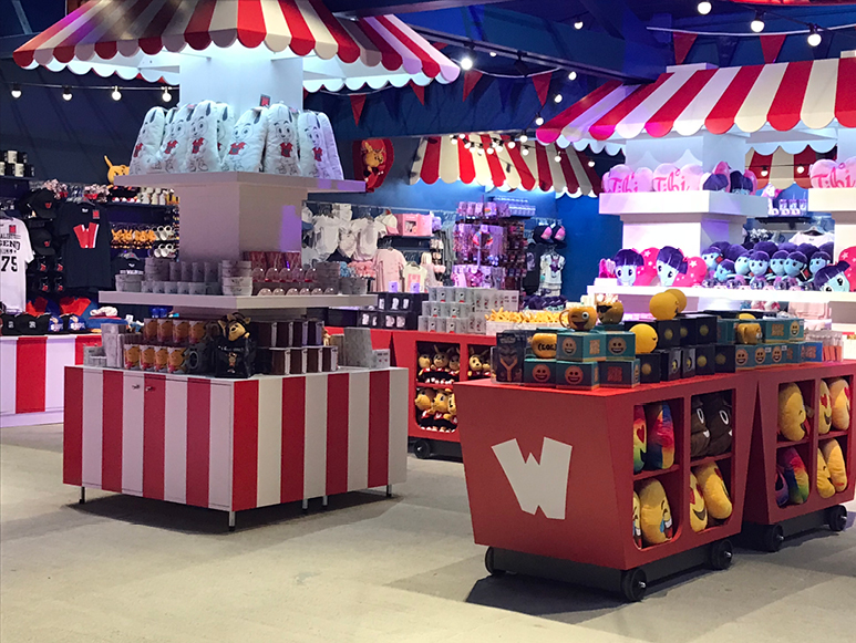 Agencement boutique de souvenirs