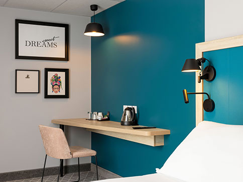 Agencement chambre hôtel Hampton by Hilton Tours Centre  