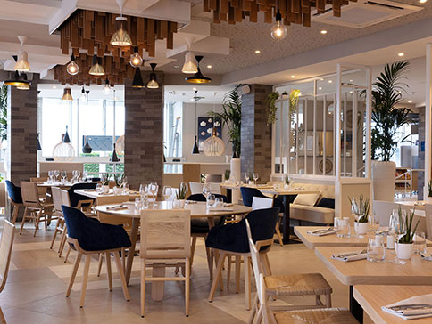 Agencement restaurant hôtel Hilton Garden Inn Le Havre