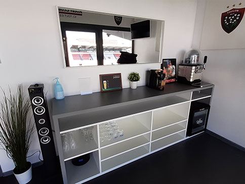 mobilier sur-mesure , agencement loges stade Mayol - Rugby Club Toulonnais