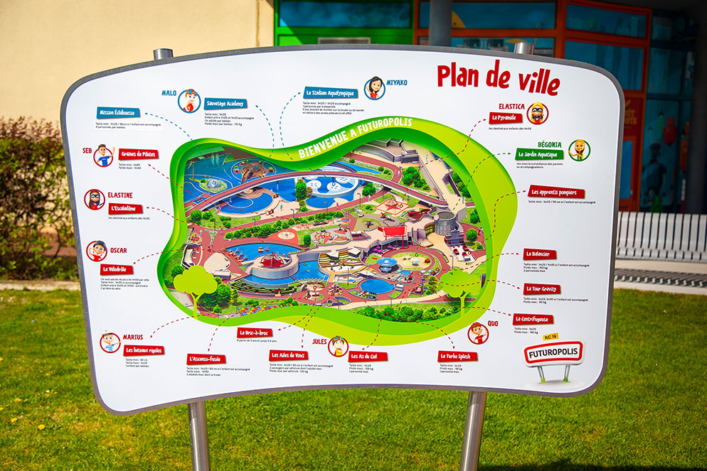Signalétique : panneau plan du parc Futuropolis