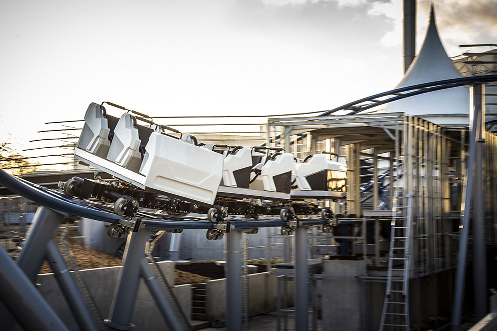 agencement attraction Objectif Mars Futuroscope - roller coaster  