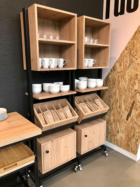 Fabrication meuble desserte déjeuner espace de vie - hotel Aloft Strasbourg  