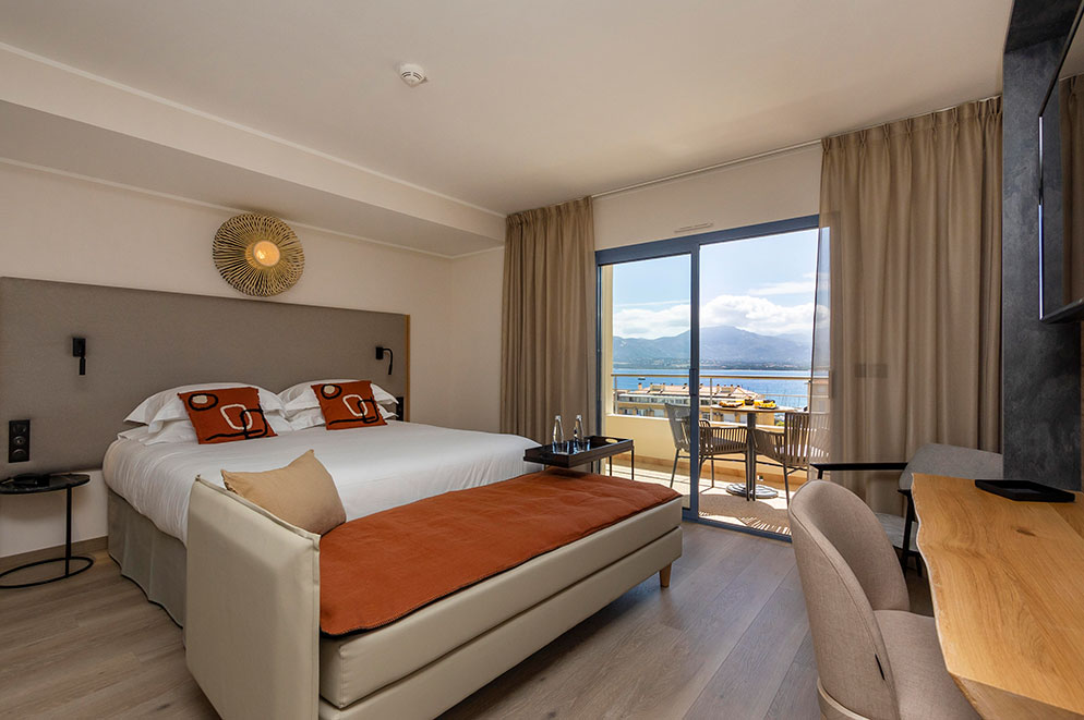 agencement chambre supérieure - Hôtel L'Acquale Calvi 