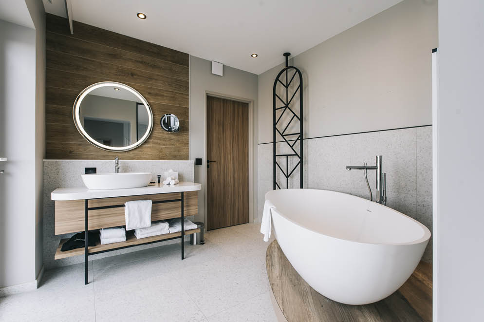 AGENCEMENT HOTEL DE LUXE