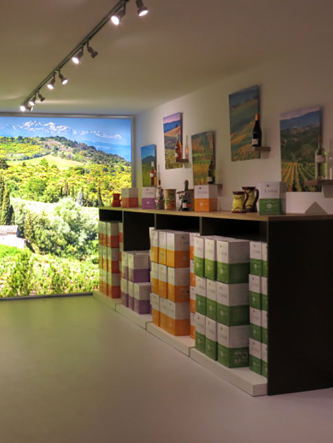 Agencement boutiquecave à vins - exposition et stockage vins