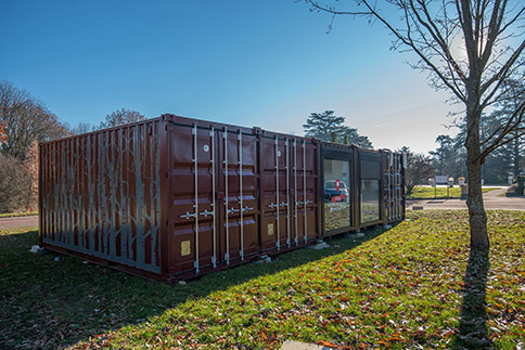 Crédit Agricole Centre Est : Containers CAPSA agencés par GL events