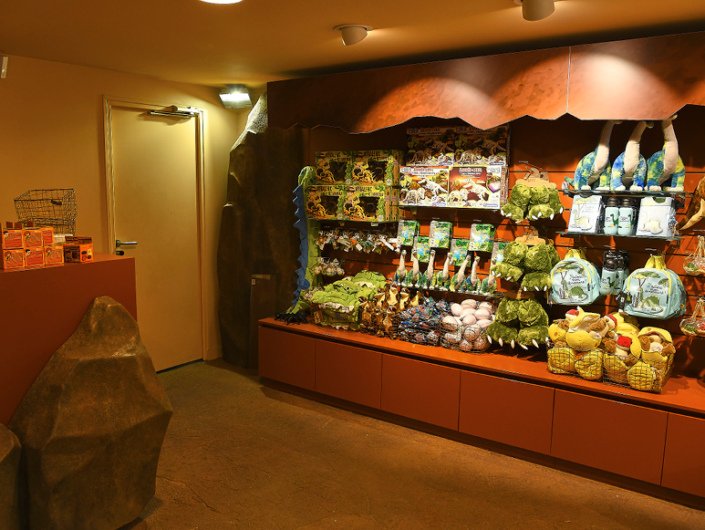 Agencement boutique de souvenirs