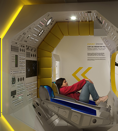 enfant capsule objectif mars futuroscope  