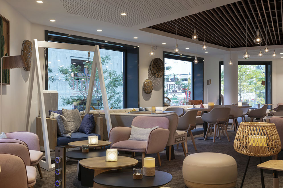 espaces communs hôtel Hilton Garden Inn Massy