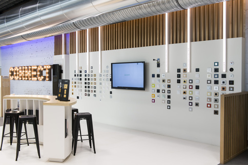 Agencement showroom d'entreprise sur mesure