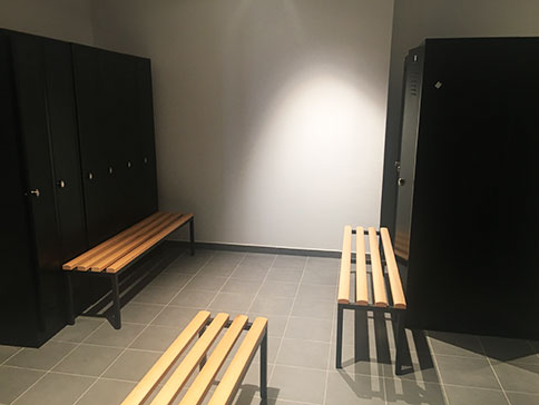 agencement des vestiaires ; Arena Futuroscope 