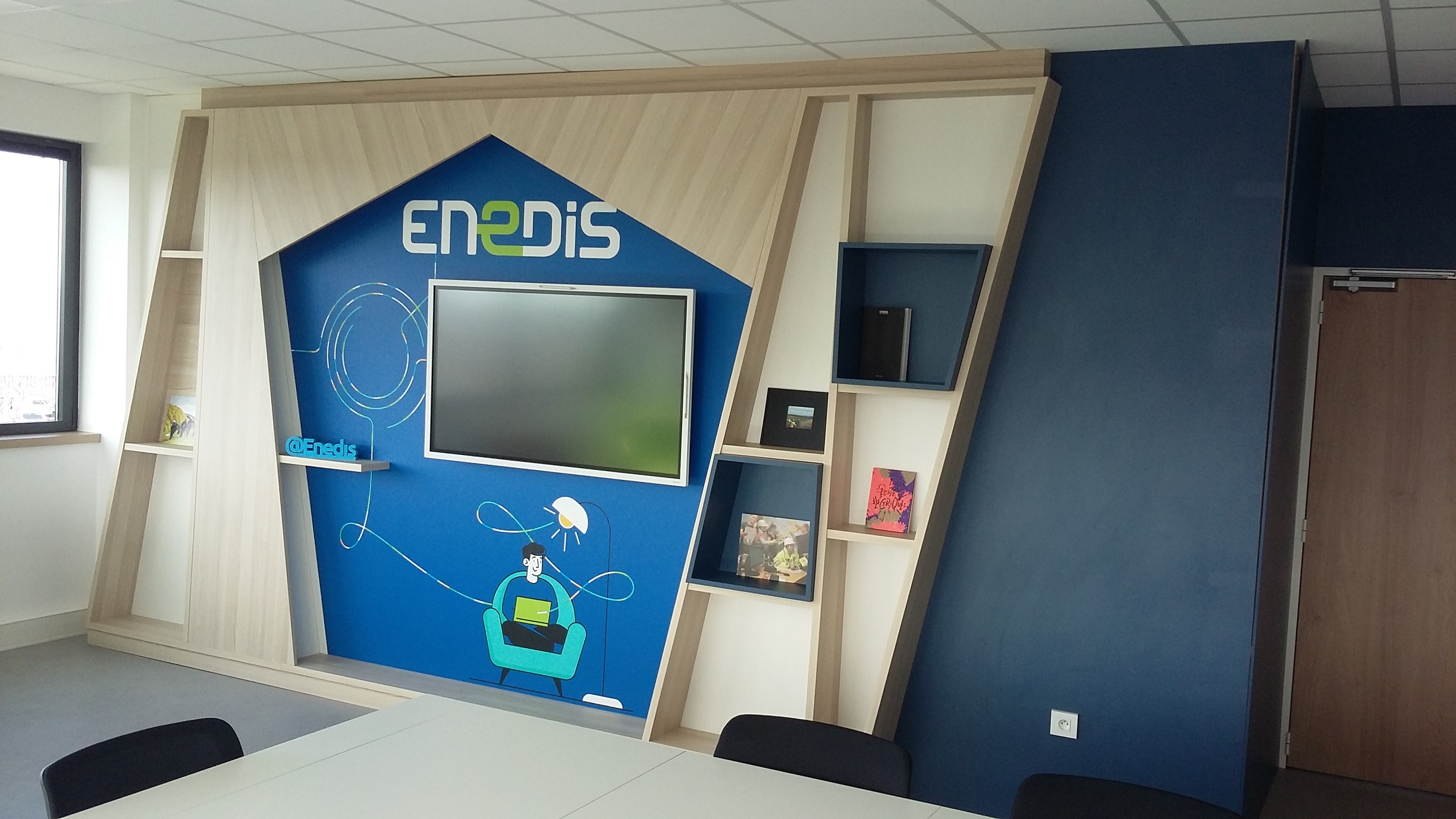 Agencement Showroom sur mesure Enedis