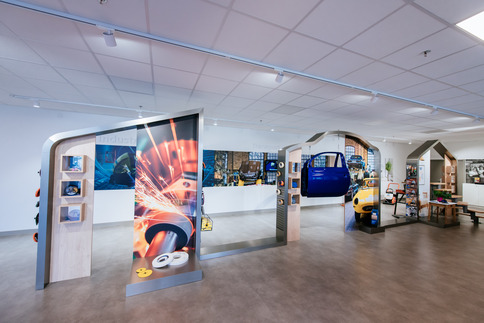 Agencement de showroom sur mesure - Saint-Gobain
