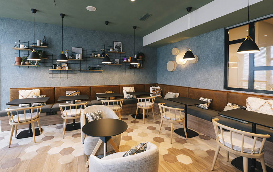 PIECES A AMENAGER HOTEL