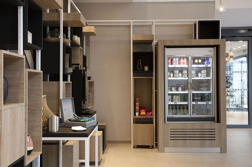 meuble sur-mesure Grab and Go- hôtel Hilton Garden Inn Massy