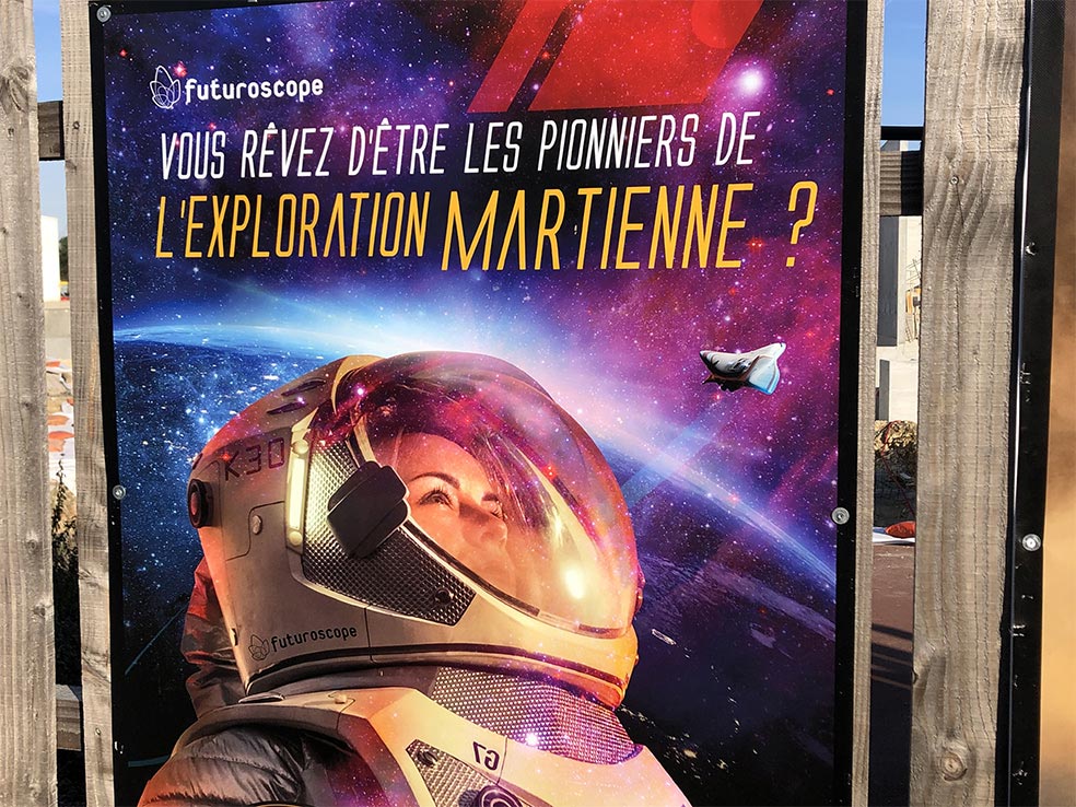 Affiche du Futuroscope : attraction Exploration sur Mars