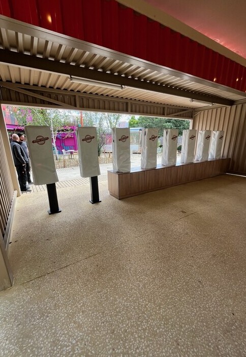 Agencement Food Court Festival - Futuroscope