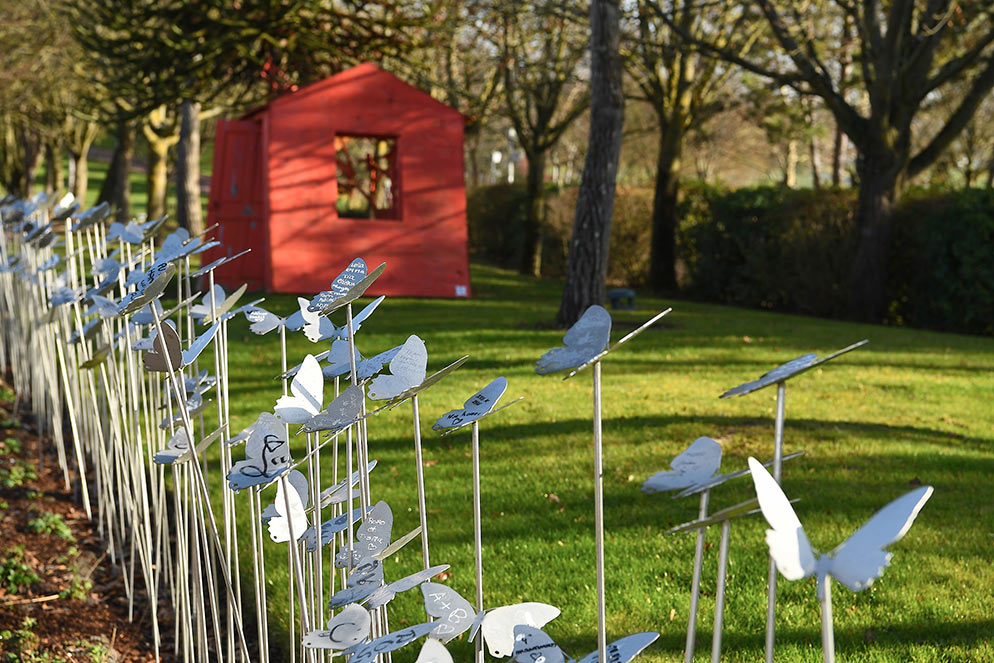 Décoration en acier galvanisé : papillons en acier décoratif