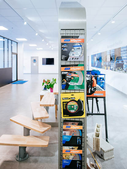 AGENCEMENT SHOWROOM SAINT-GOBAIN 