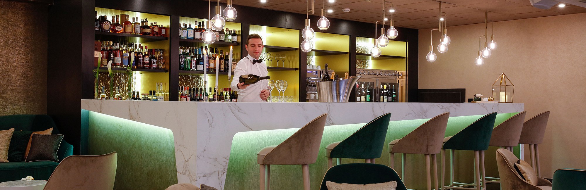Agencement du bar Hôtel Niepce Paris