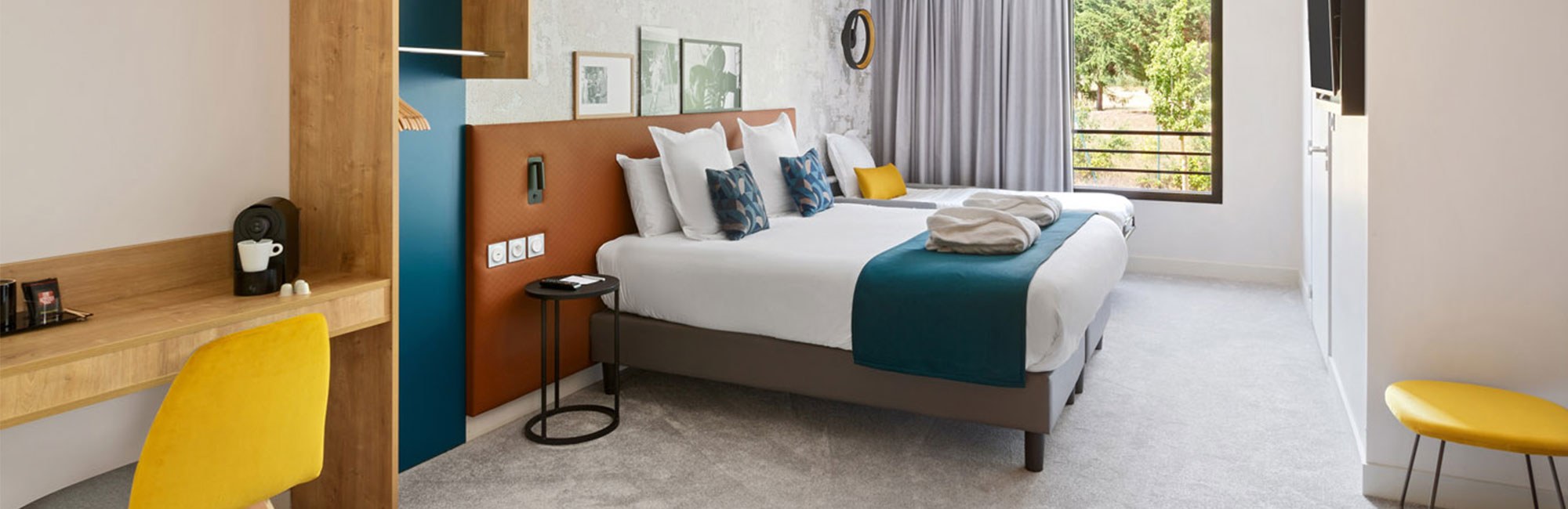 image d'une chambre avec lit