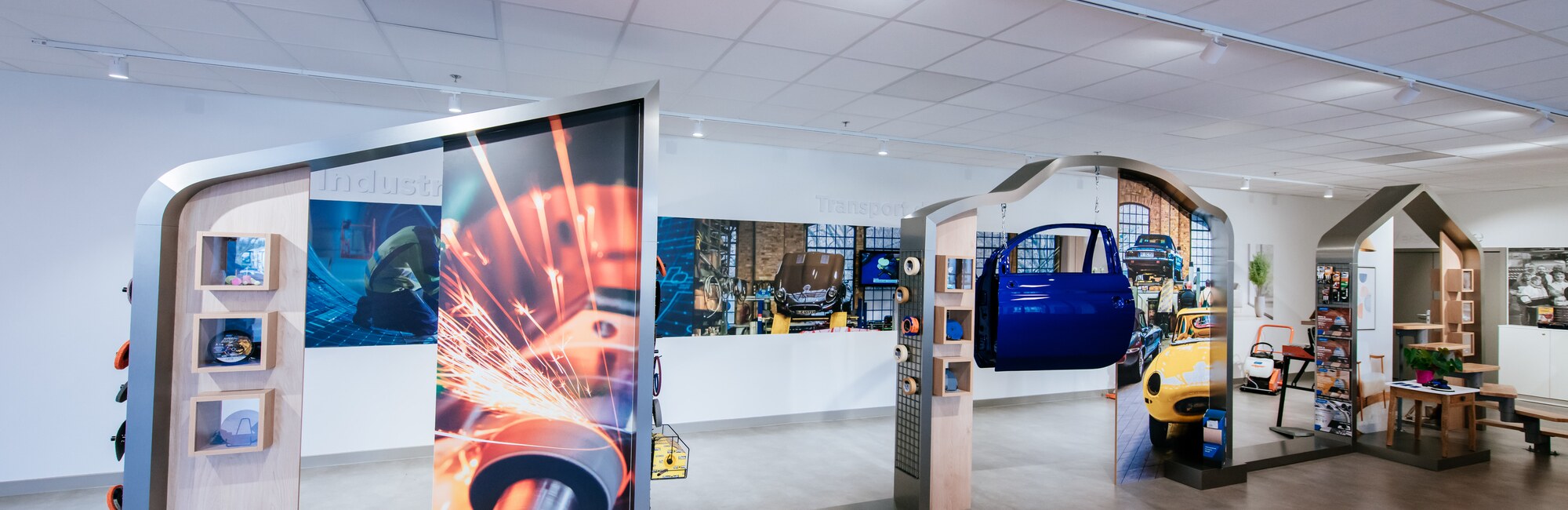 AGENCEMENT SHOWROOM SAINT GOBAIN