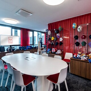 AGENCEMENT SHOWROOM MCOM