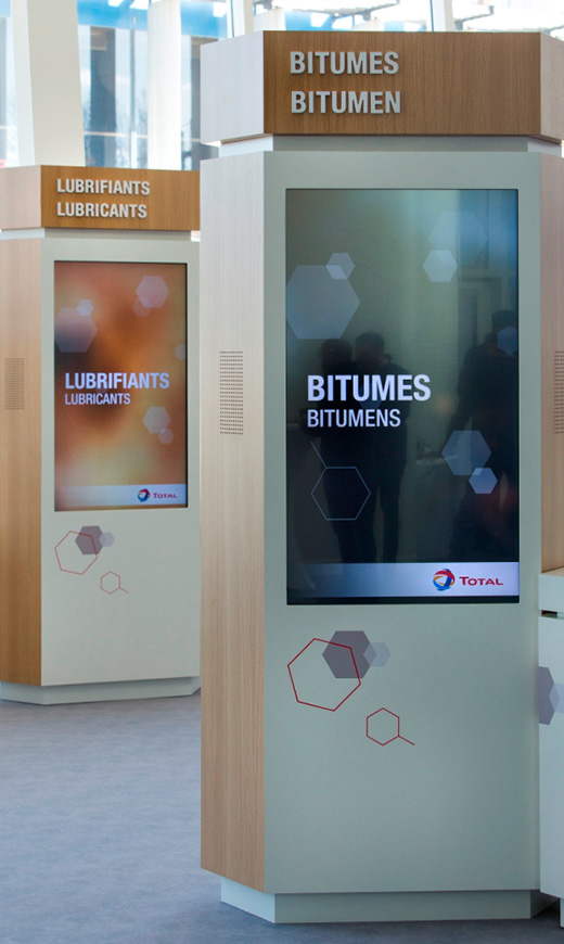 Mobilier digital multimédia avec écran intégré